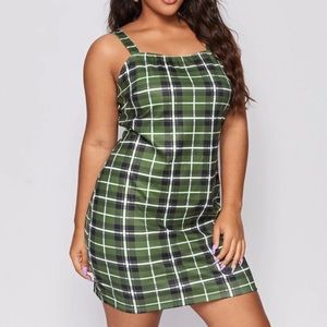 tartan dress 💚✨